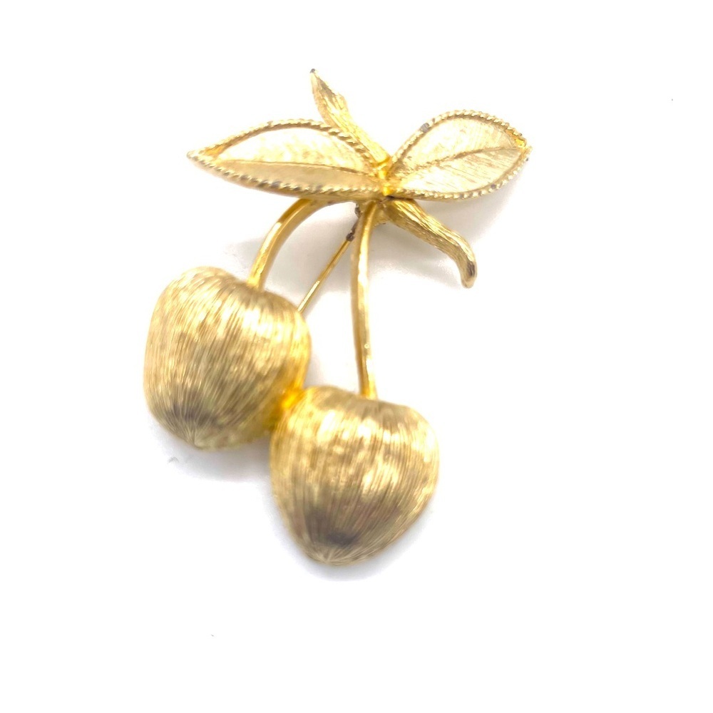 Sarah Coventry Vintage Gold Cherrie’s Brooch